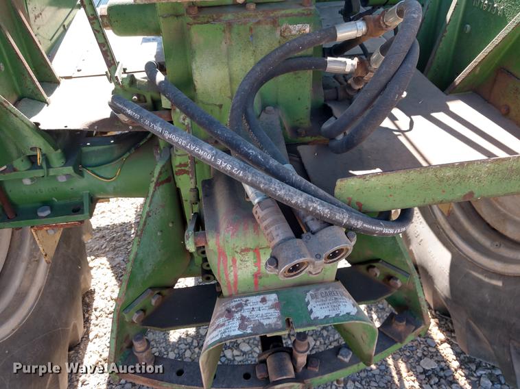 image for item DE6405 Oliver 1600 tractor