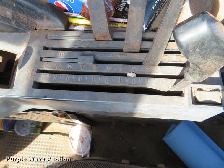 image for item DE6444 1990 John Deere 4955 MFWD tractor