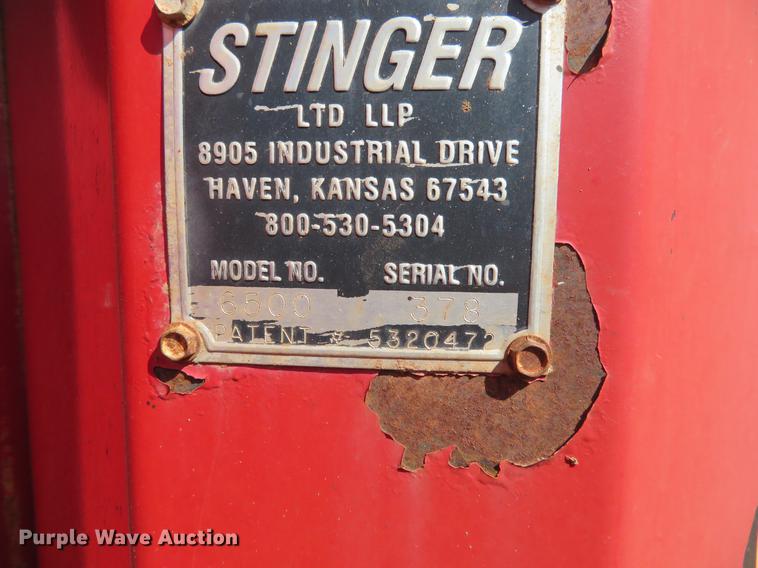 image for item DE6446 Stinger 6500 hay bale stacker