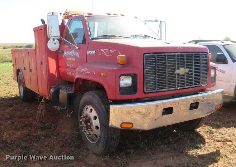 image for item DE6452 1996 Chevrolet Kodiak utility truck