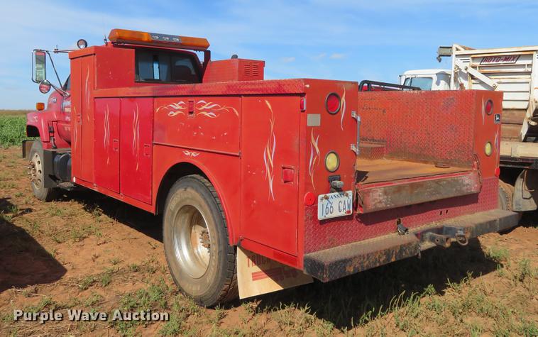 image for item DE6452 1996 Chevrolet Kodiak utility truck