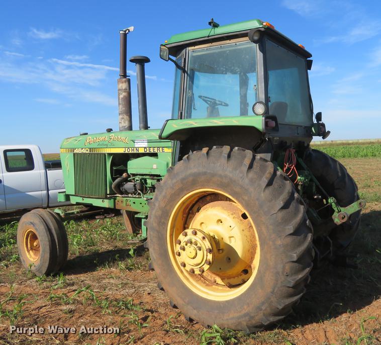 image for item DE6455 1981 John Deere 4640 tractor