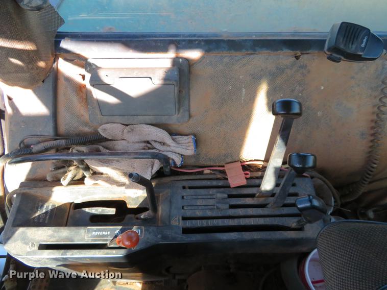 image for item DE6455 1981 John Deere 4640 tractor