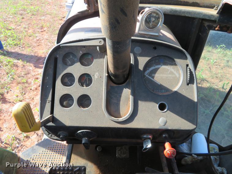 image for item DE6455 1981 John Deere 4640 tractor