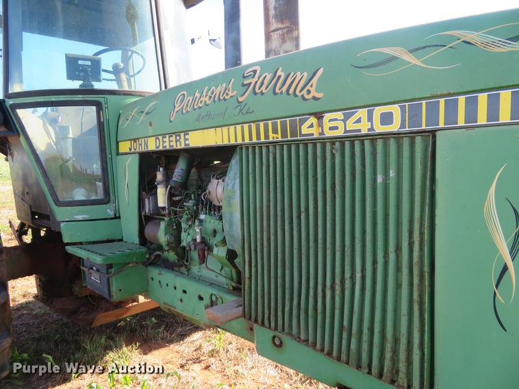 image for item DE6455 1981 John Deere 4640 tractor
