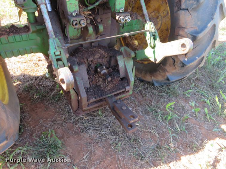 image for item DE6455 1981 John Deere 4640 tractor