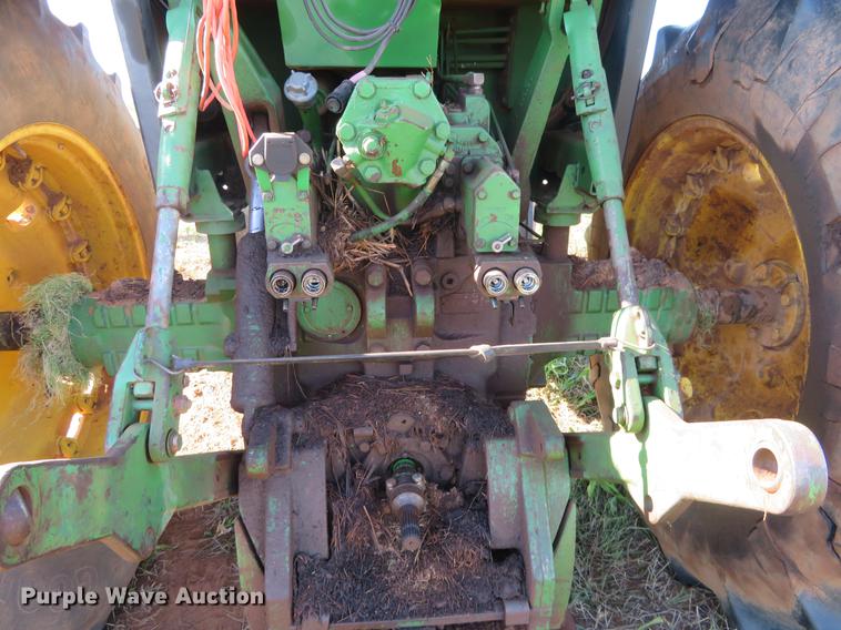 image for item DE6455 1981 John Deere 4640 tractor