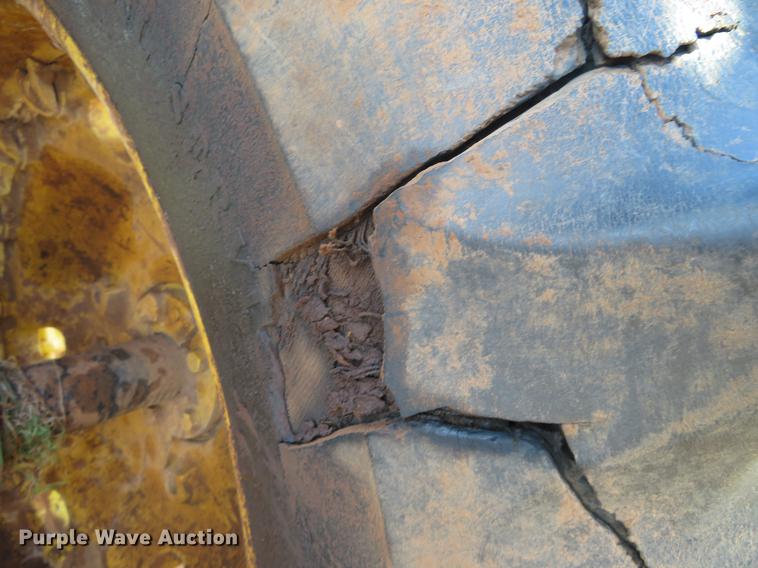 image for item DE6455 1981 John Deere 4640 tractor