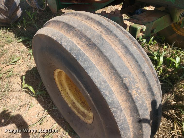 image for item DE6460 1978 John Deere 4840 tractor