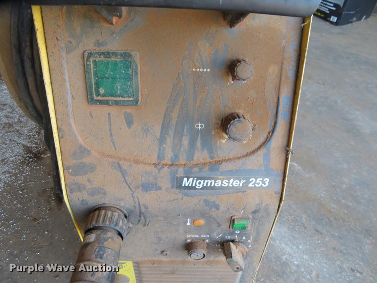 image for item DE6462 Esab Migmaster 253 mig welder