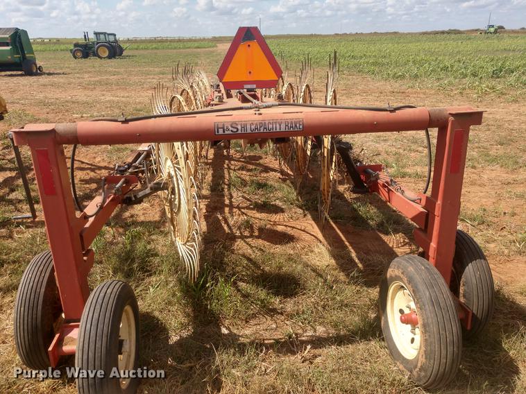 image for item DE6471 H&S hi-capacity hay rake