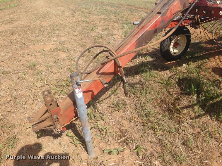 image for item DE6471 H&S hi-capacity hay rake