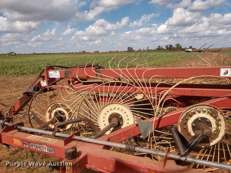 image for item DE6471 H&S hi-capacity hay rake