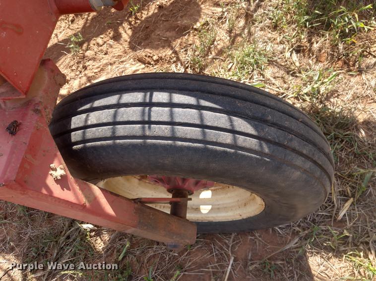 image for item DE6471 H&S hi-capacity hay rake