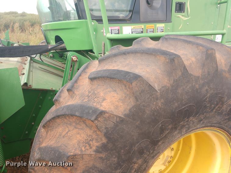 image for item DE6472 2009 John Deere 4995 windrower