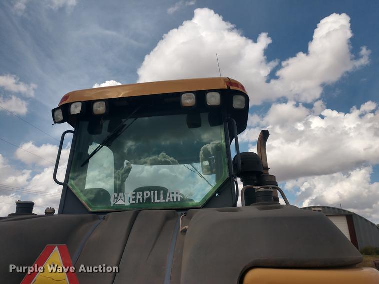 image for item DE6474 1998 Caterpillar Challenger 75E tractor