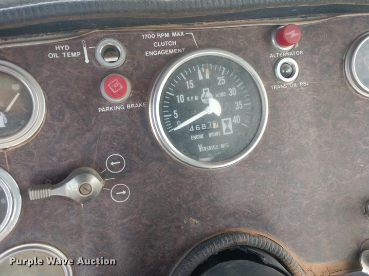 image for item DE6482 Versatile 895 4WD tractor