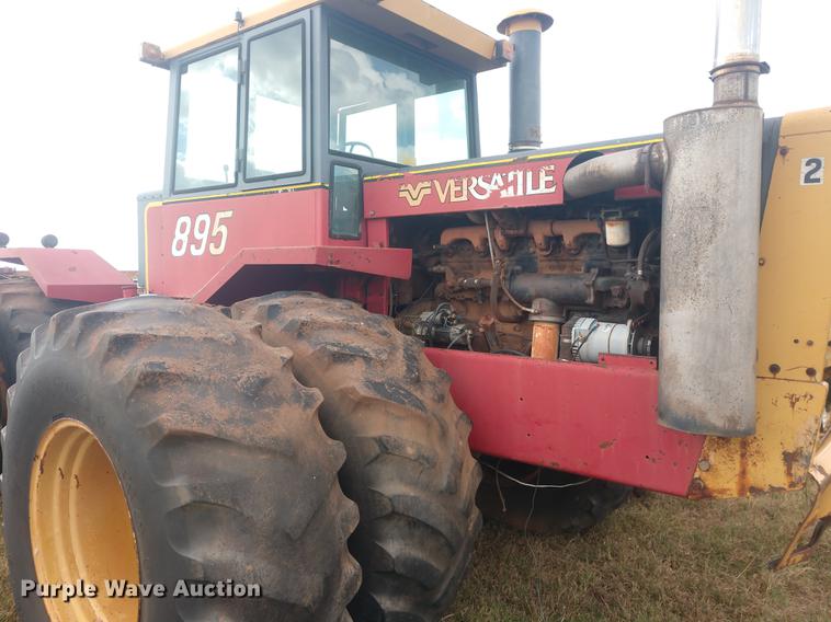 image for item DE6482 Versatile 895 4WD tractor