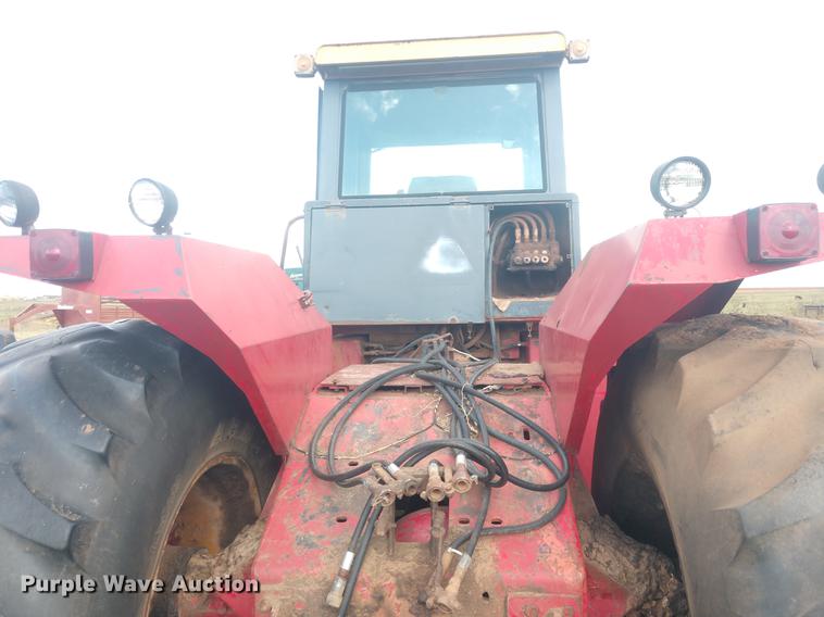 image for item DE6482 Versatile 895 4WD tractor