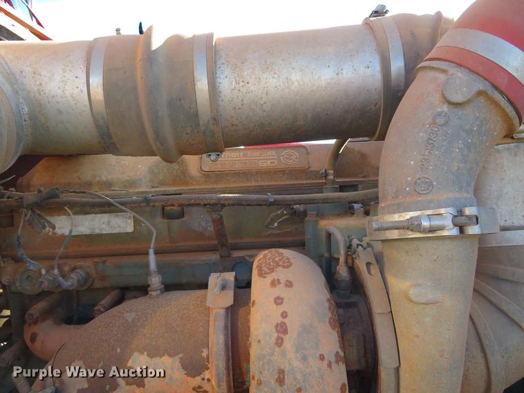 image for item DE6495 1993 Peterbilt 379 truck cab and chassis