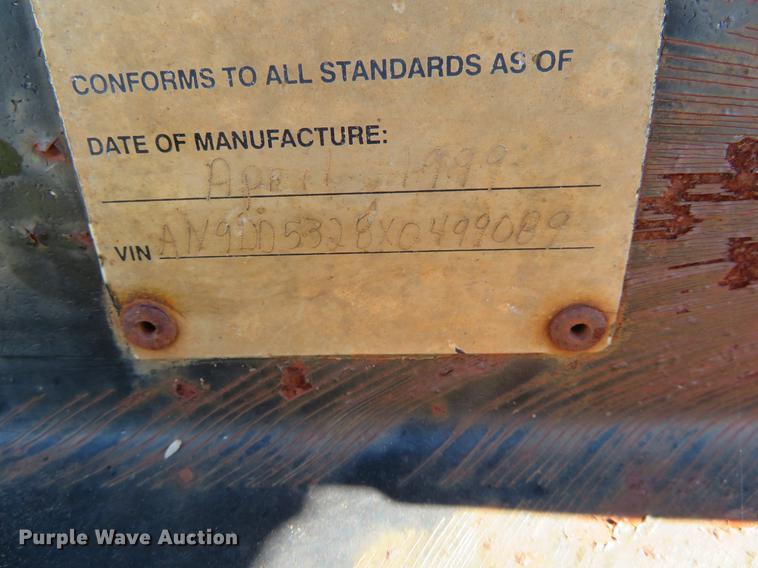 image for item DE6530 1999 Neville Built drop deck equipment trailer