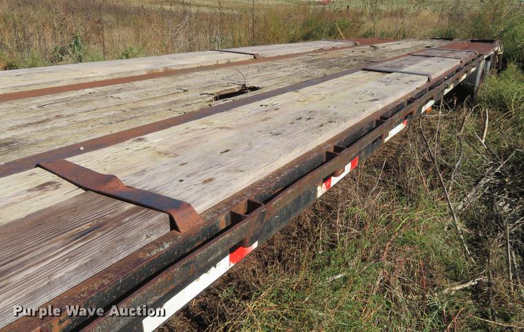 image for item DE6530 1999 Neville Built drop deck equipment trailer