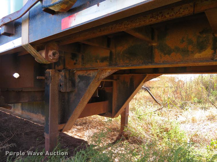 image for item DE6530 1999 Neville Built drop deck equipment trailer