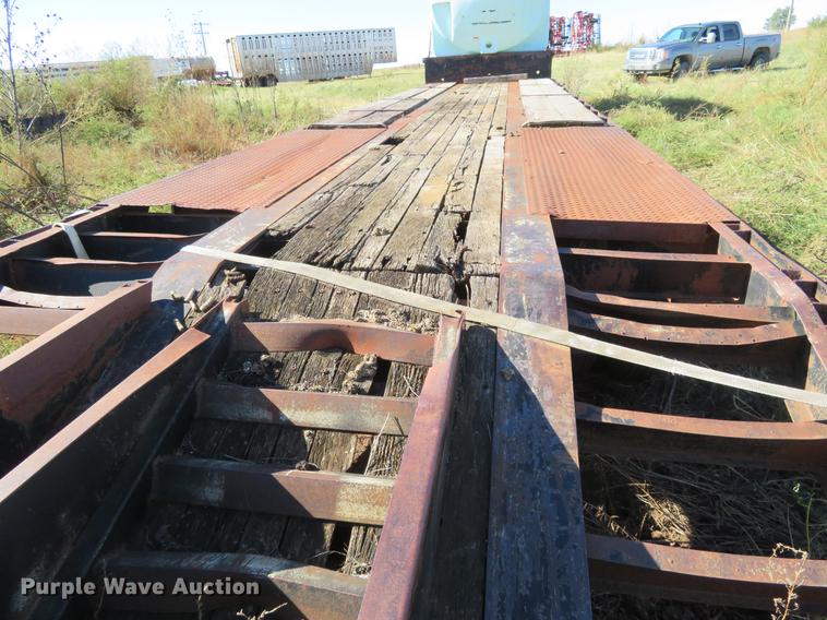 image for item DE6530 1999 Neville Built drop deck equipment trailer