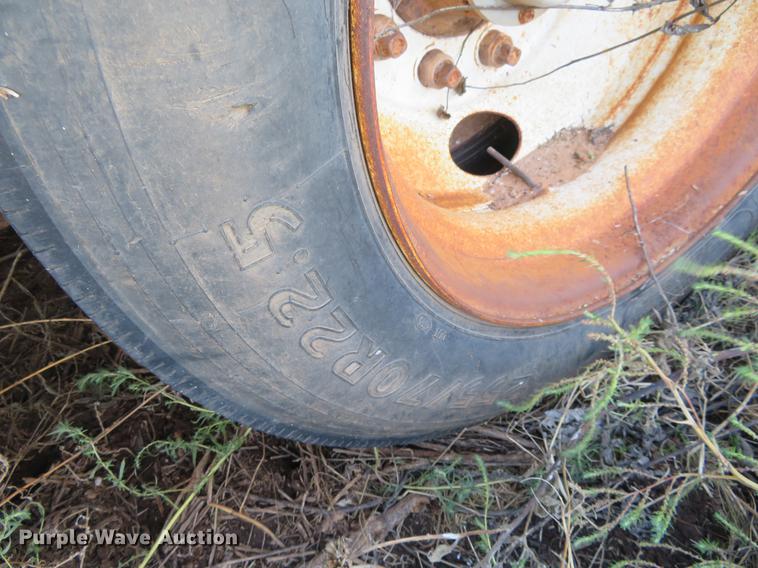 image for item DE6530 1999 Neville Built drop deck equipment trailer