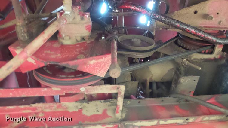 image for item DE7283 1990 Case IH 1660 Axial-Flow combine