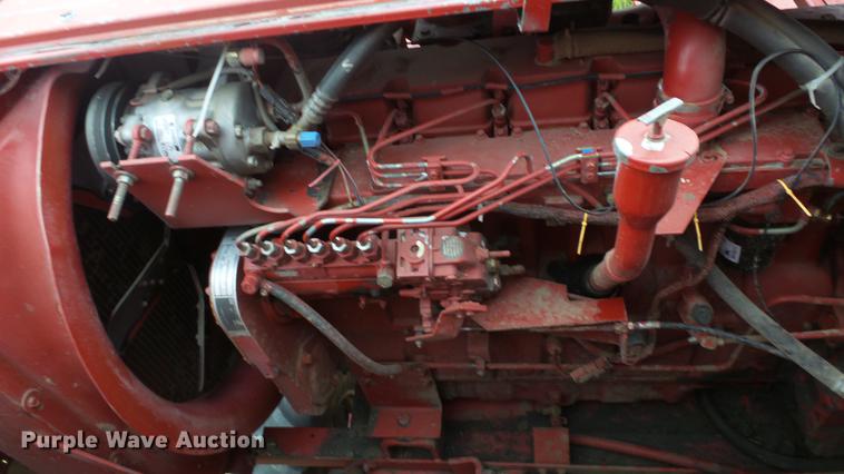 image for item DE7283 1990 Case IH 1660 Axial-Flow combine