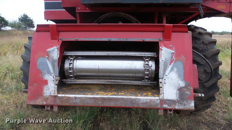 image for item DE7283 1990 Case IH 1660 Axial-Flow combine