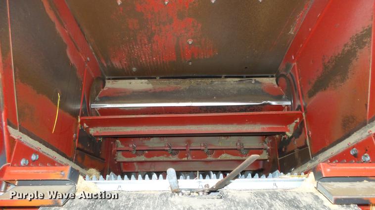 image for item DE7283 1990 Case IH 1660 Axial-Flow combine