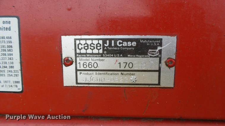 image for item DE7283 1990 Case IH 1660 Axial-Flow combine