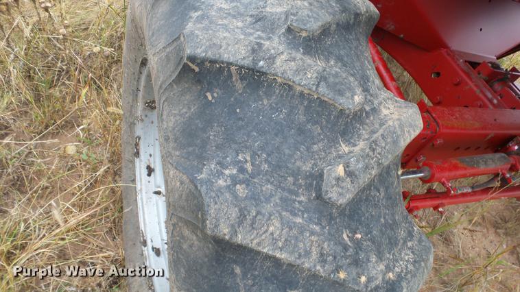 image for item DE7283 1990 Case IH 1660 Axial-Flow combine