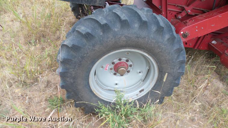 image for item DE7283 1990 Case IH 1660 Axial-Flow combine