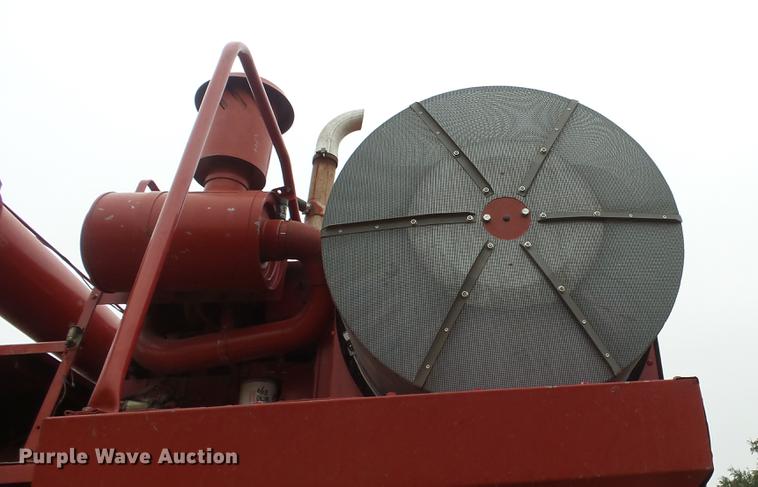 image for item DE7283 1990 Case IH 1660 Axial-Flow combine