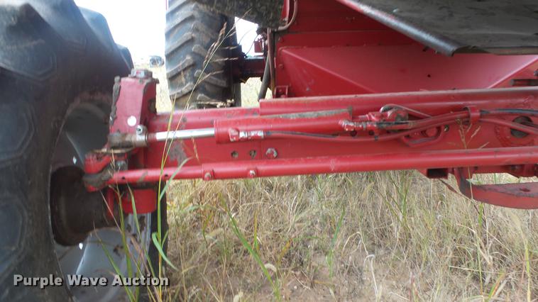 image for item DE7283 1990 Case IH 1660 Axial-Flow combine