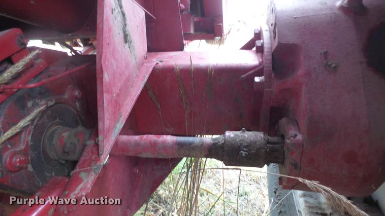 image for item DE7283 1990 Case IH 1660 Axial-Flow combine