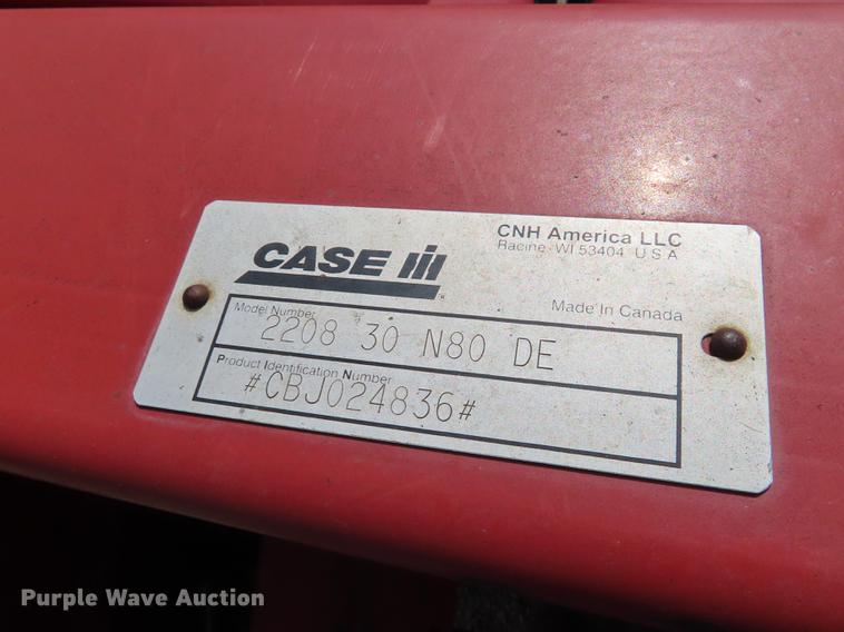 image for item DF1266 2005 Case IH 2208 corn head