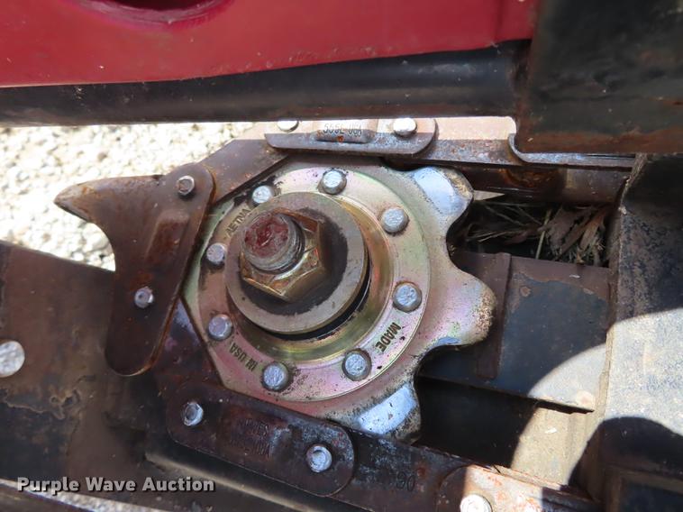 image for item DF1266 2005 Case IH 2208 corn head