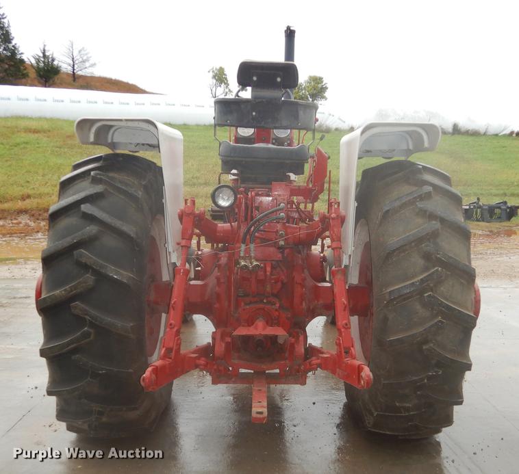 image for item DF1906 1966 Farmall 1206 tractor