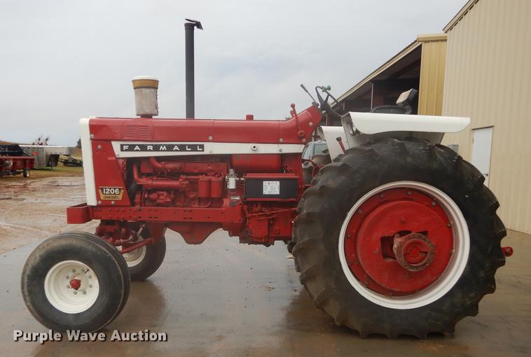 image for item DF1906 1966 Farmall 1206 tractor