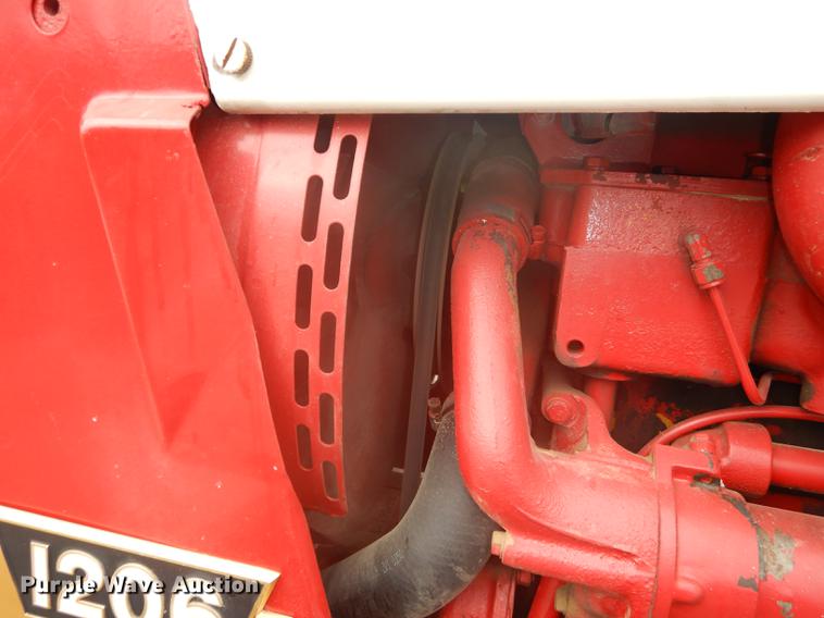 image for item DF1906 1966 Farmall 1206 tractor