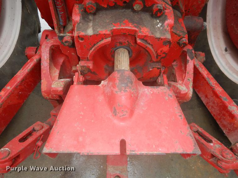 image for item DF1906 1966 Farmall 1206 tractor