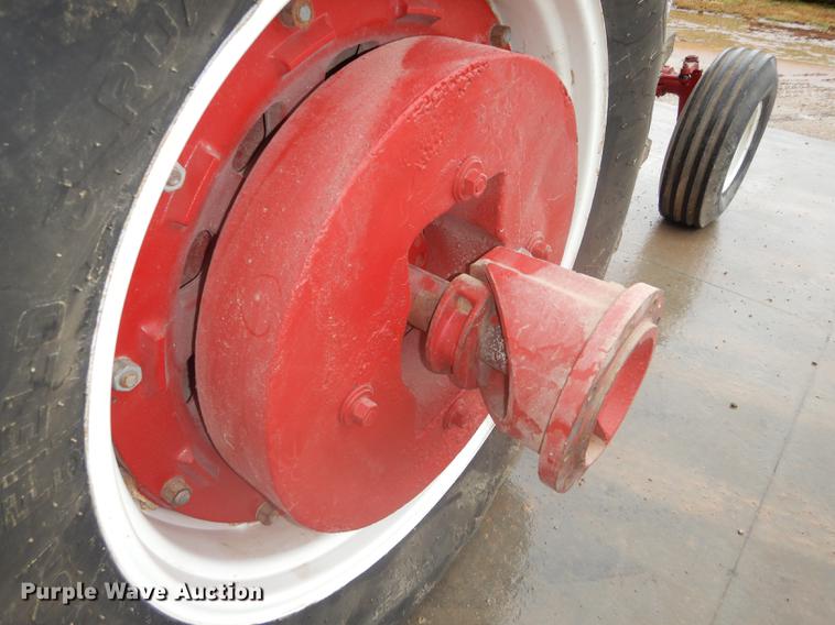 image for item DF1906 1966 Farmall 1206 tractor