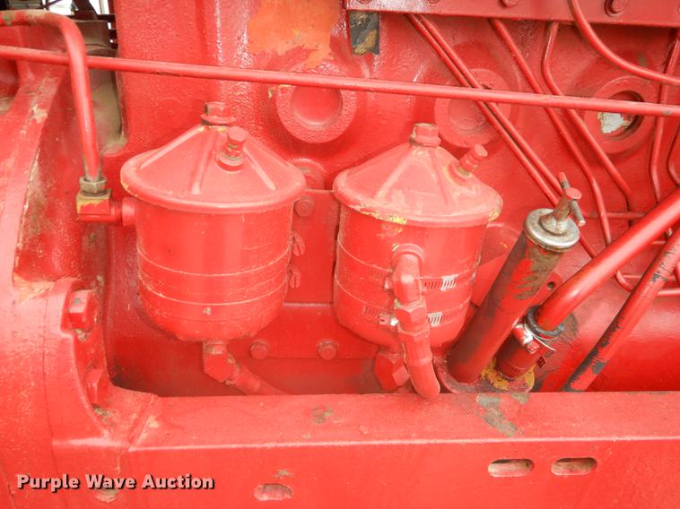 image for item DF1906 1966 Farmall 1206 tractor