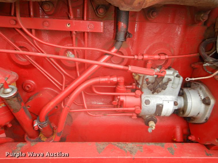 image for item DF1906 1966 Farmall 1206 tractor