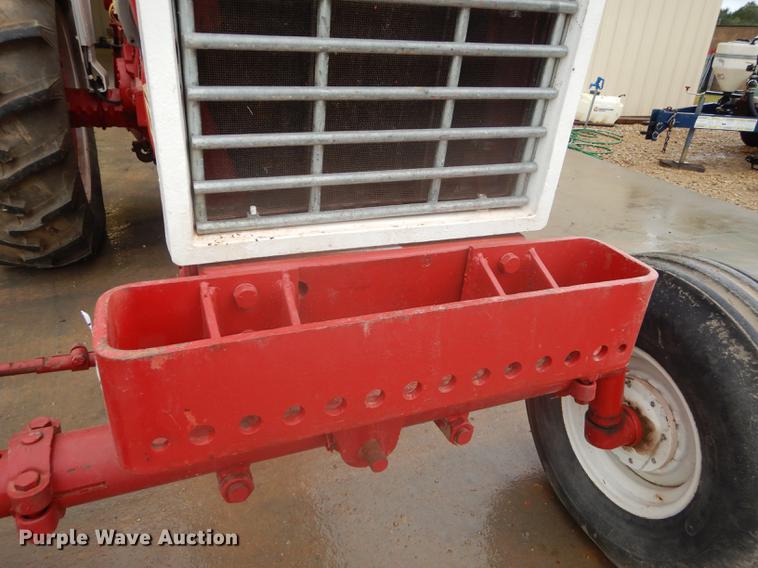 image for item DF1906 1966 Farmall 1206 tractor