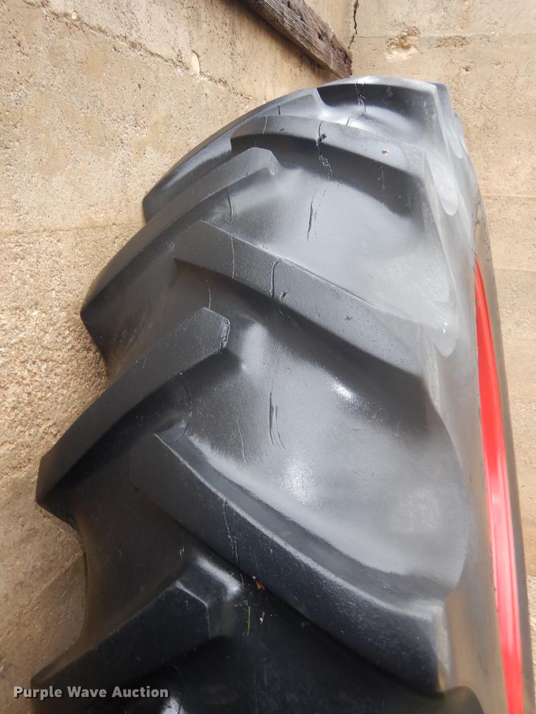 image for item DF1906 1966 Farmall 1206 tractor